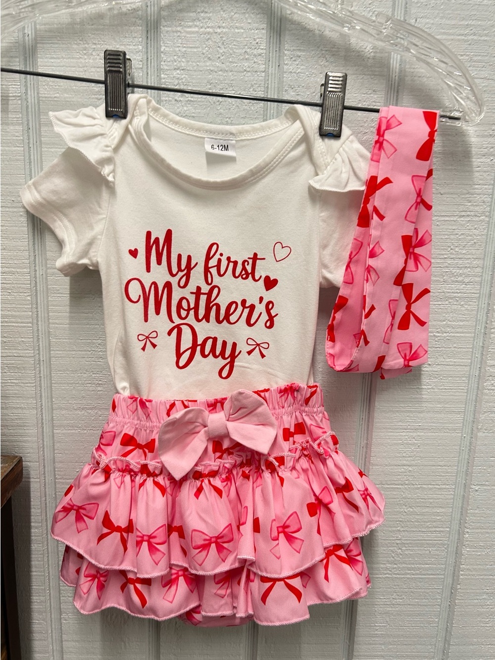 2 outfits: White Baby Girl Outfit, Short Sleeve Onesie, Skirt and Headband + 1